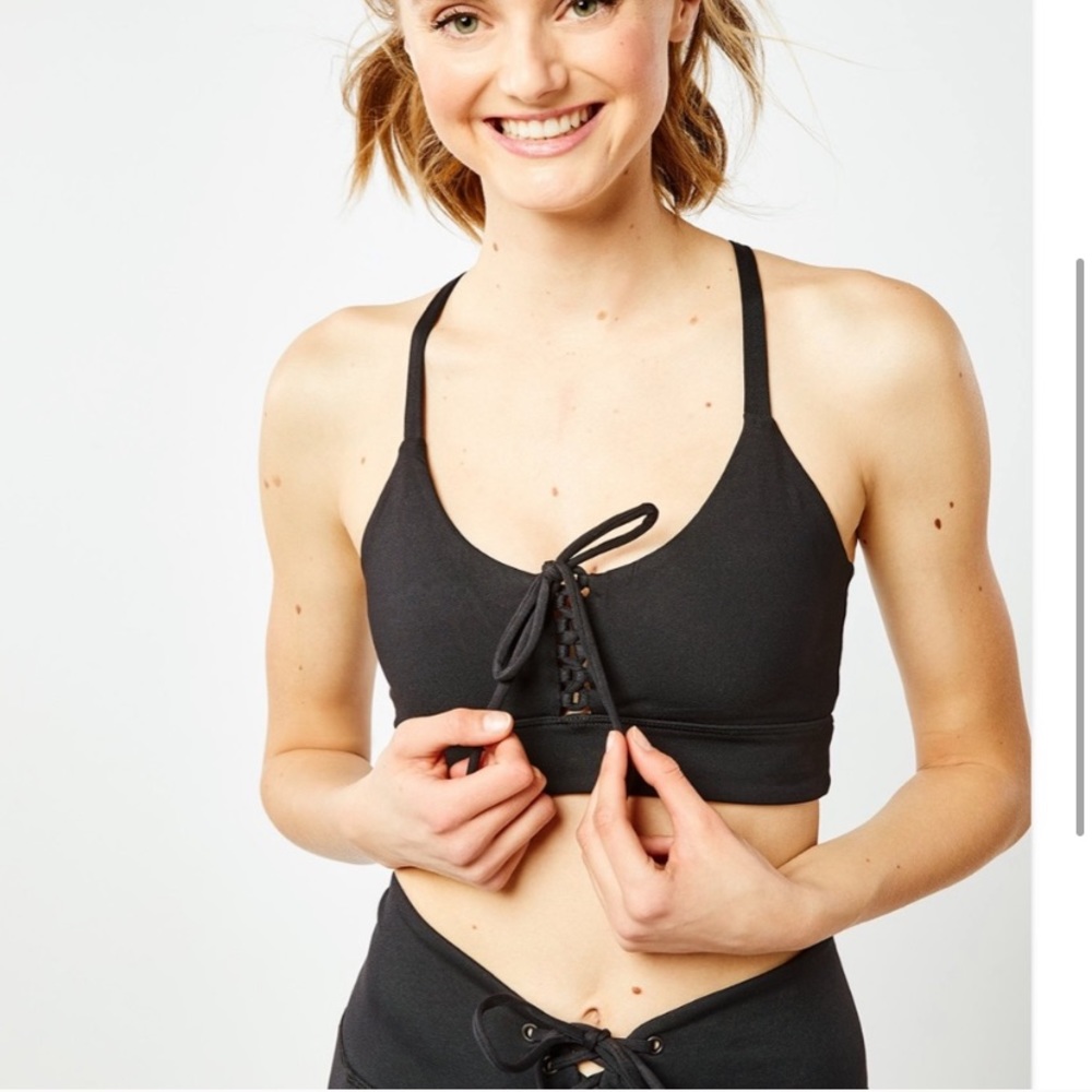 Black Year of Ours Cindy sports bra Size Small